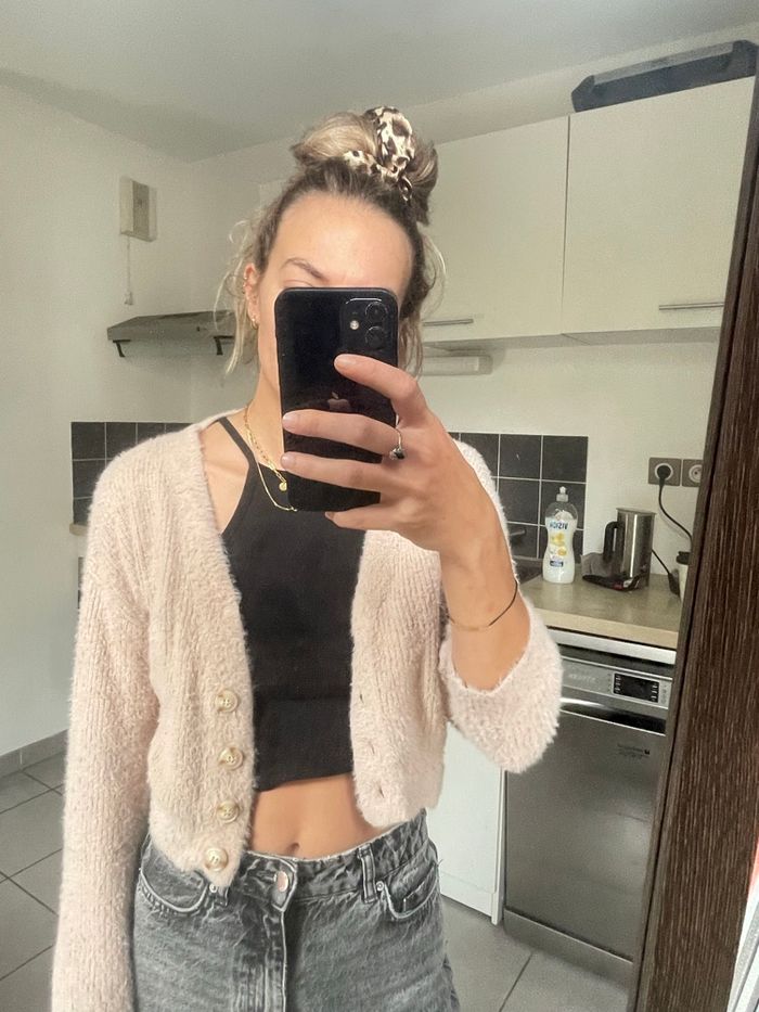 Cardigan rosé beige Bershka - photo numéro 4