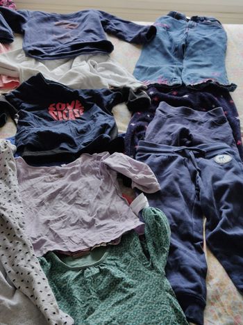 Lots de vêtements  4 ans fille
