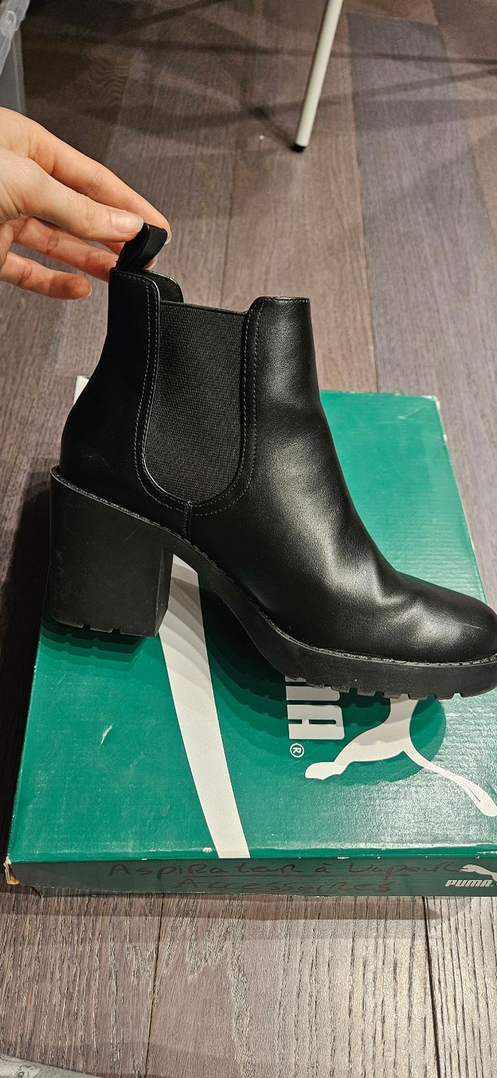 Bottines en cuir noir - Taille 39 - photo numéro 10