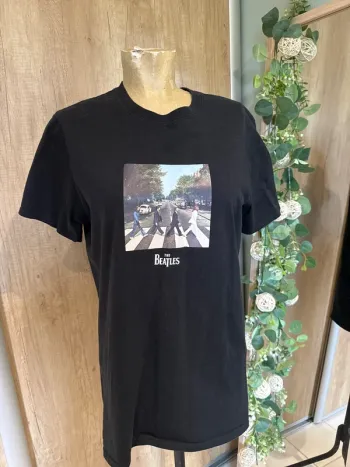 Joli tee shirt manches courtes the Beatles