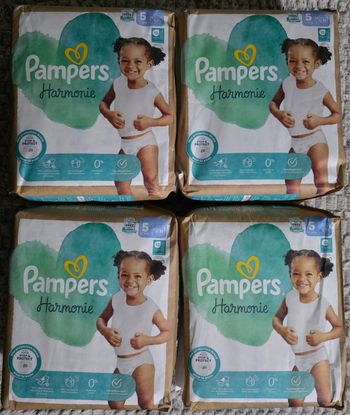 Couches Pampers Harmonie taille 5x4