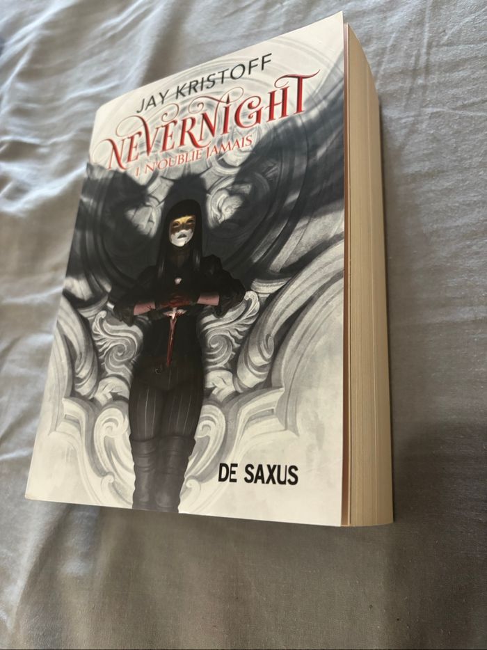 Roman Nevernight - photo numéro 2