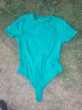 T-shirt body manches courtes