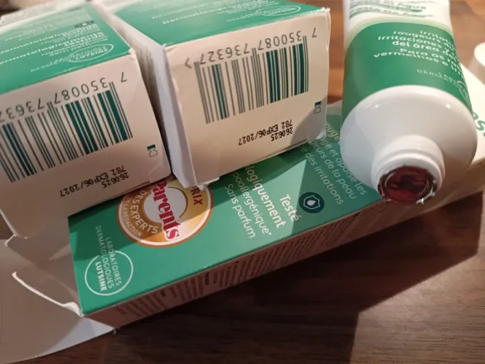 Lot de 3 tubes Eryplast lustine 75g - neuf