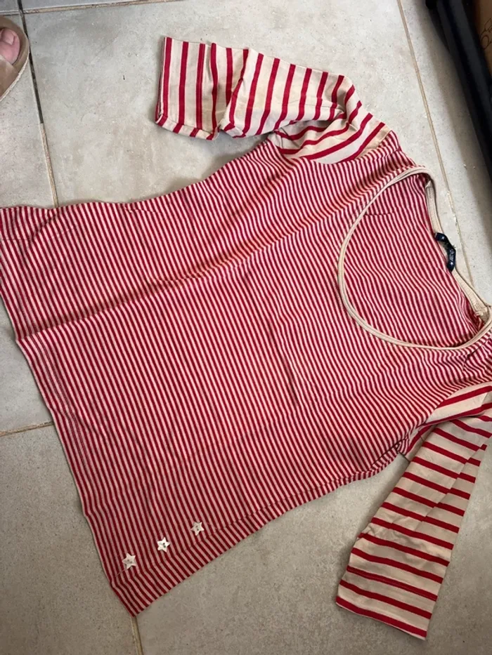 T-shirt marin rayé rouge et blanc – Taille L