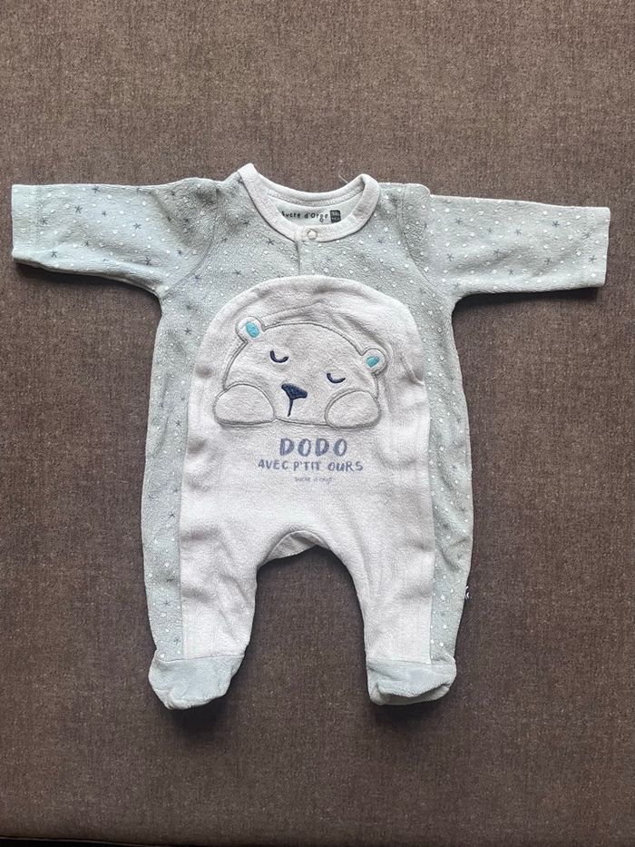 Lot pyjamas 1 mois - photo numéro 3