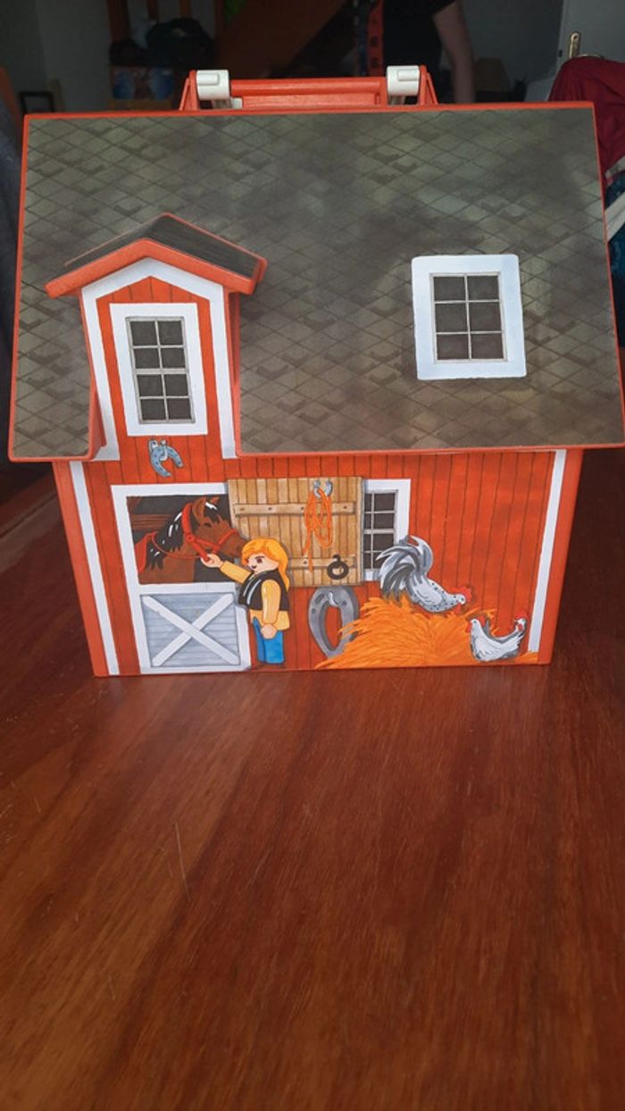 Ferme transportable playmobil 4142