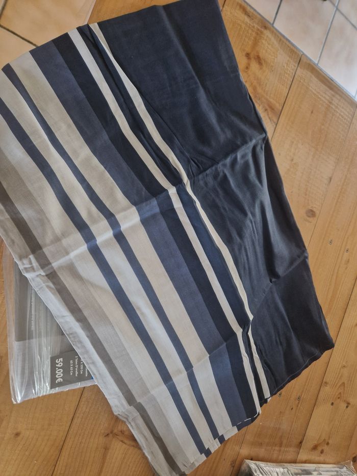 Housse de couette + taie d'oreiller - photo numéro 2
