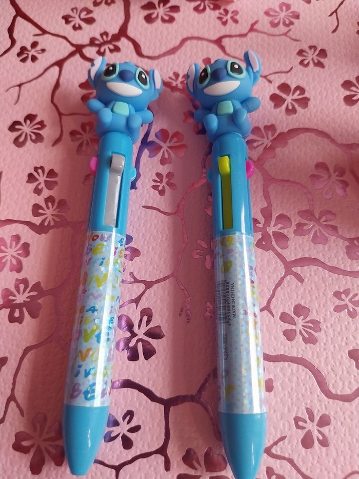 Stylos 4 couleurs stitch prix à l unité