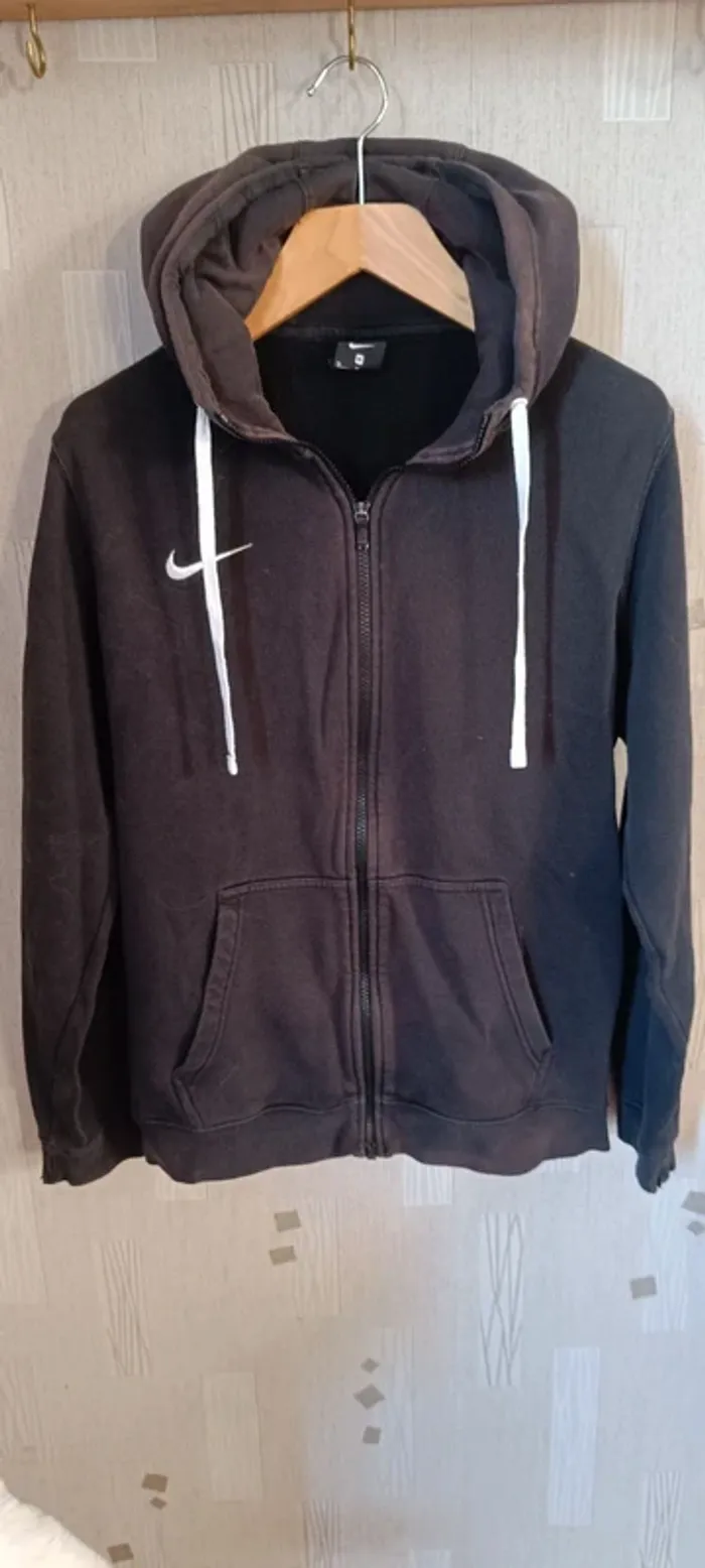 512- gilet , Nike, taille M