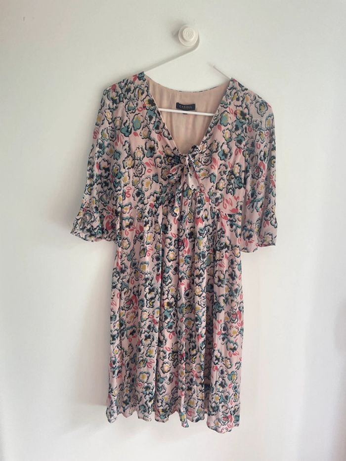 Robe fleurie rose Caroll taille 36