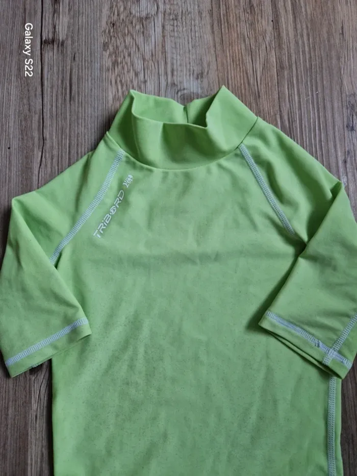 Ensemble tee-shirt anti UV + short de bain Mickey - photo numéro 2