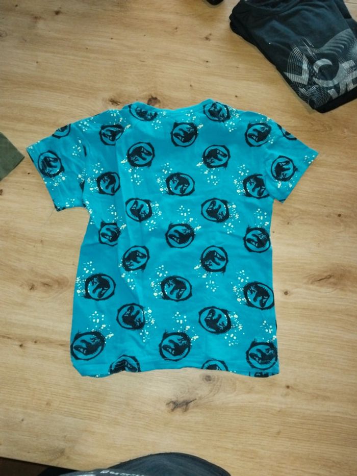 Lots de 2 t shirts jurassic park - photo numéro 7