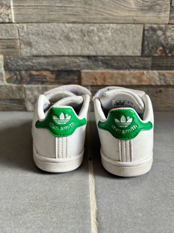 Chaussures Stan Smith enfant pointure 20