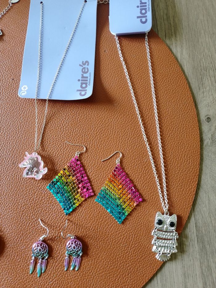 Petit lot de bijoux et accessoires Claire's - photo numéro 7