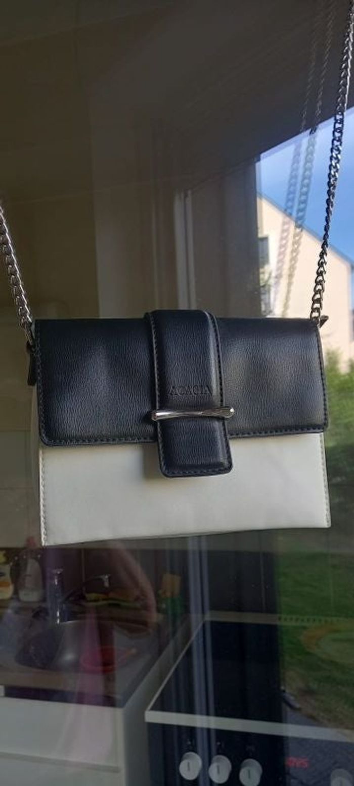 Sac noir et blanc