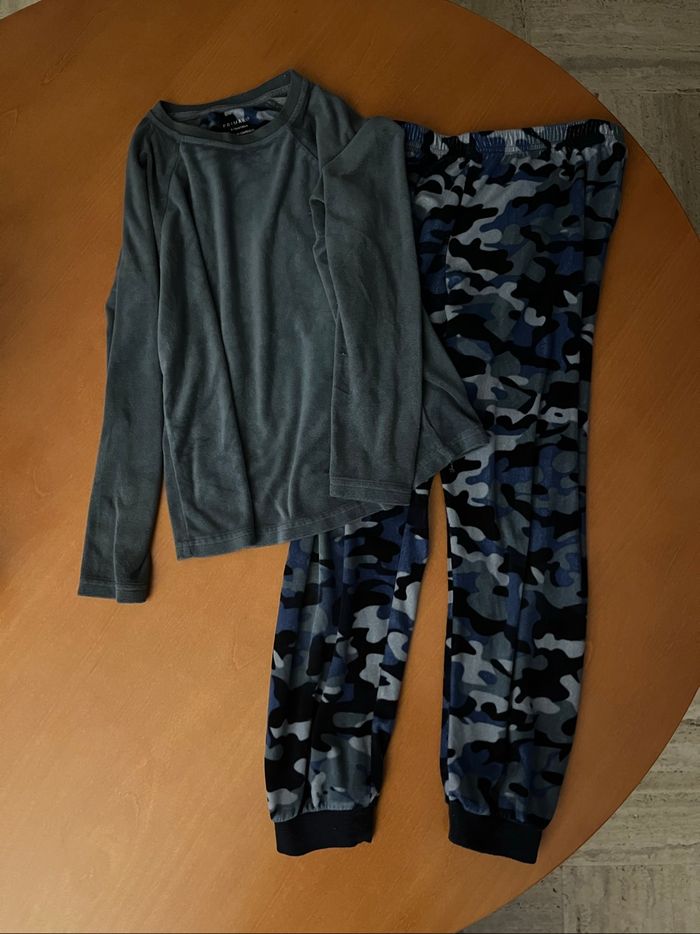 Lot de 3 pyjamas - photo numéro 2