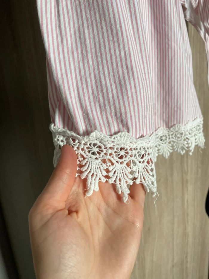 T-shirt épaule nue blanc rayé rose clair broderie - photo numéro 3