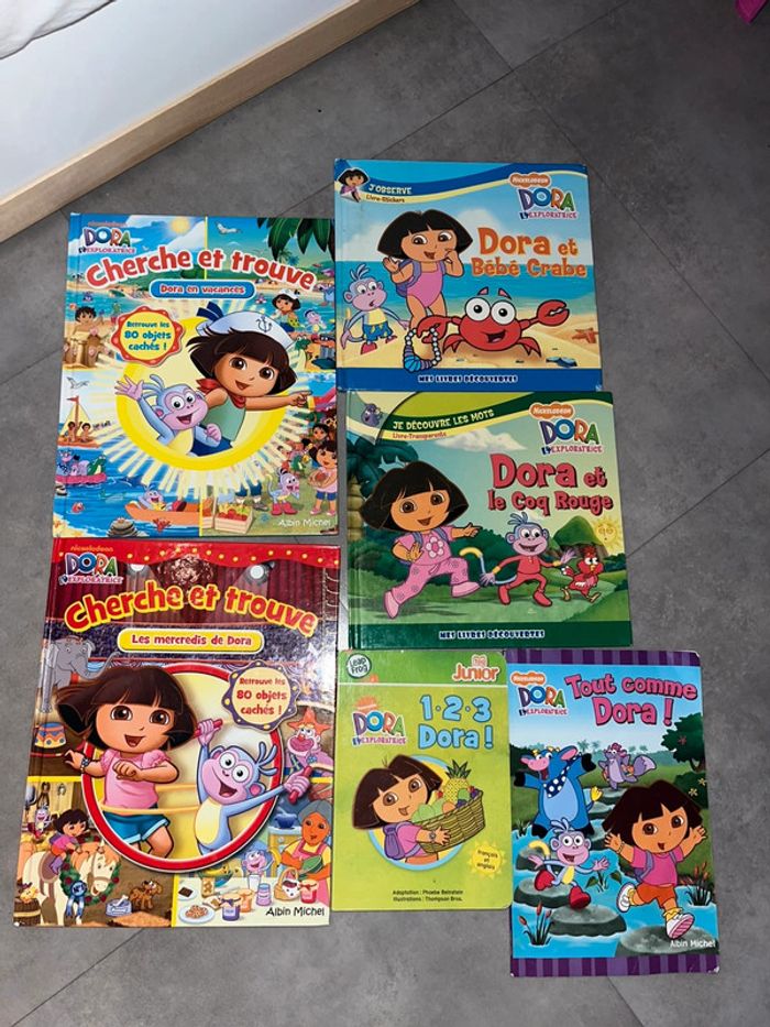 Lot de 6 livres Dora