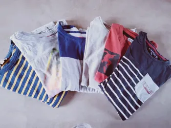 Lot de 5 t-shirts 14 ans