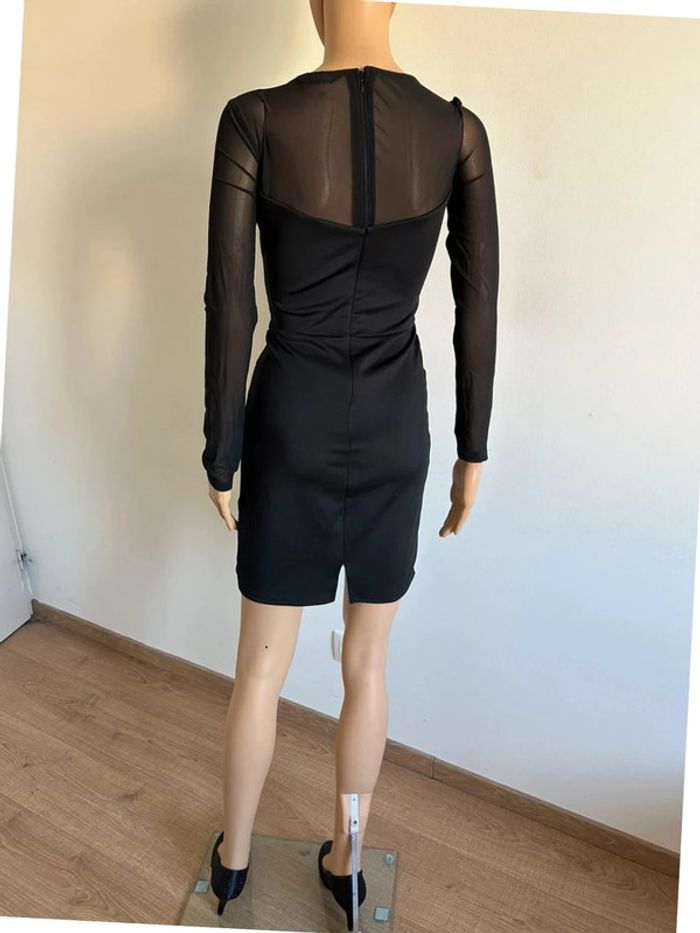 Robe noire et argentée à manches longues Lipsy London taille 38 jamais portée - photo numéro 9