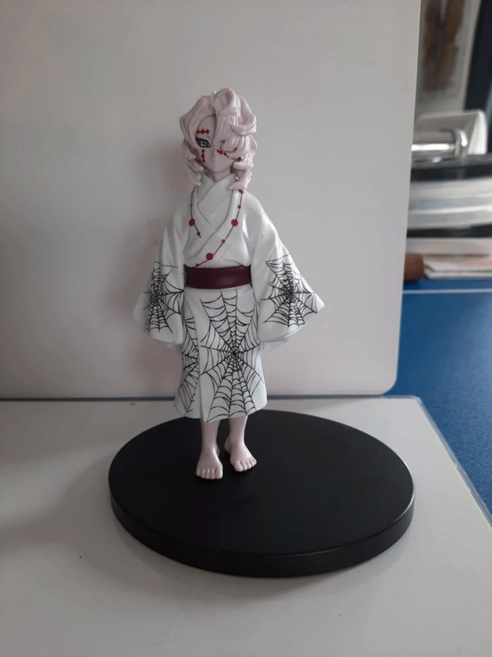 Figurine rui demon slayer / kimetsu no yaiba