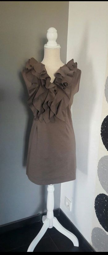 Très belle robe  de fêtes