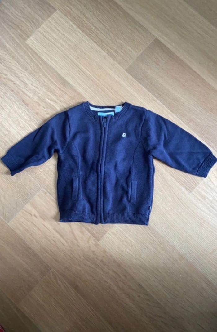 Lot gilet + pull 6 mois - photo numéro 3