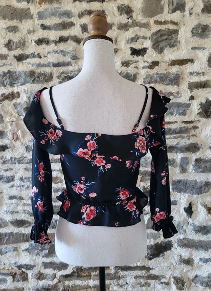 Top court crop top épaules dénudées fleuri noir H&M Taille 34 - photo numéro 7