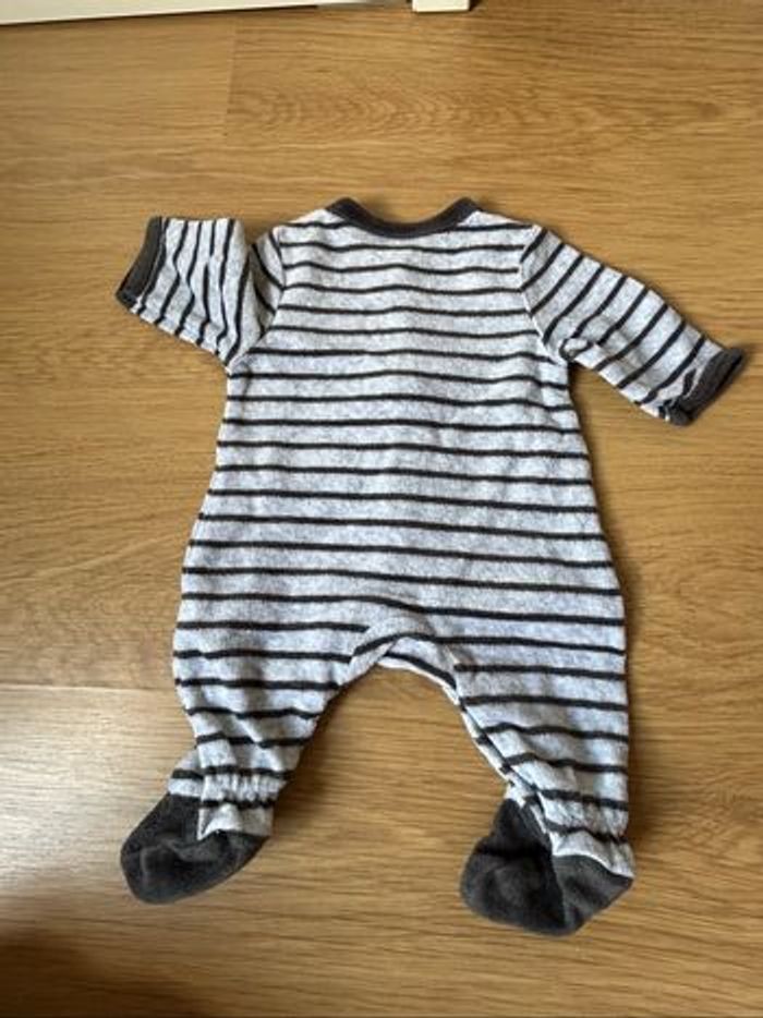 Lot 4 pyjamas velours 1 mois - photo numéro 5