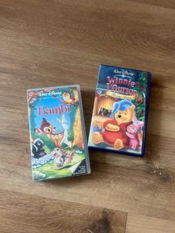 Cassettes VHS Bambi et Winnie Disney