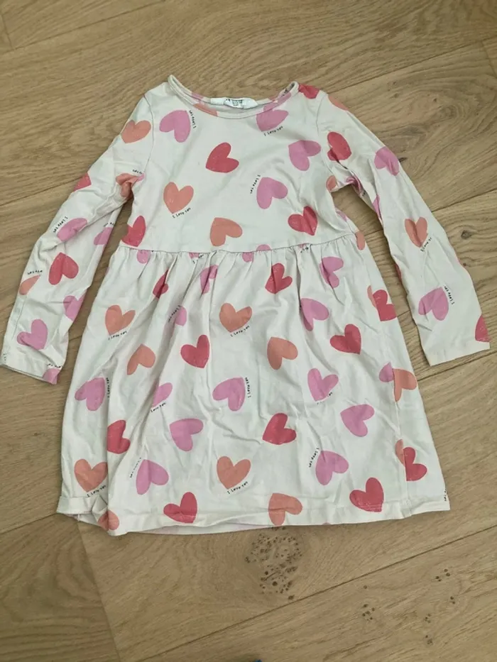 Lot 4 ans : t shirt pantalon robe - photo numéro 7