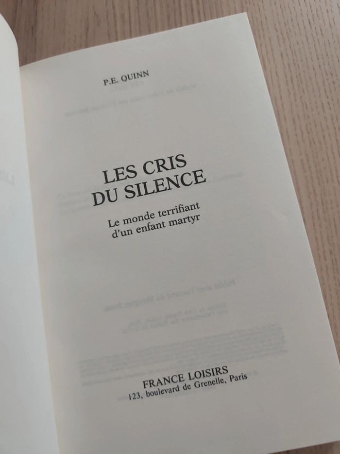 Les cris du silence 9782724227055 P.E Quinn - photo numéro 2