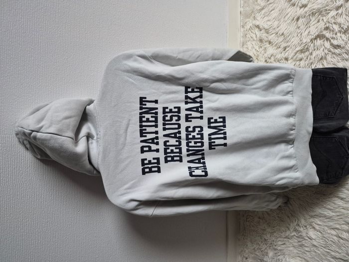 Sweat Pull & Bear gris - Taille XS - Très bon état - photo numéro 2