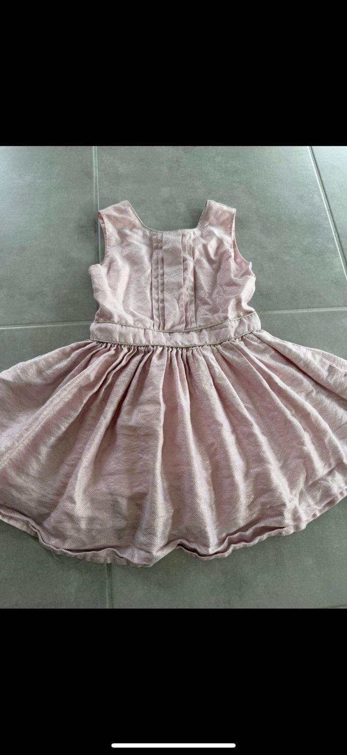 Robe 8 ans - photo numéro 2