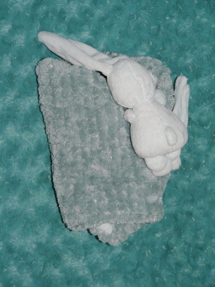 Doudou lapin couverture Nattou vert🐰 parfait état - photo numéro 3