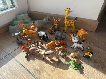 Lot d’animaux altaya savane forêt de reptile