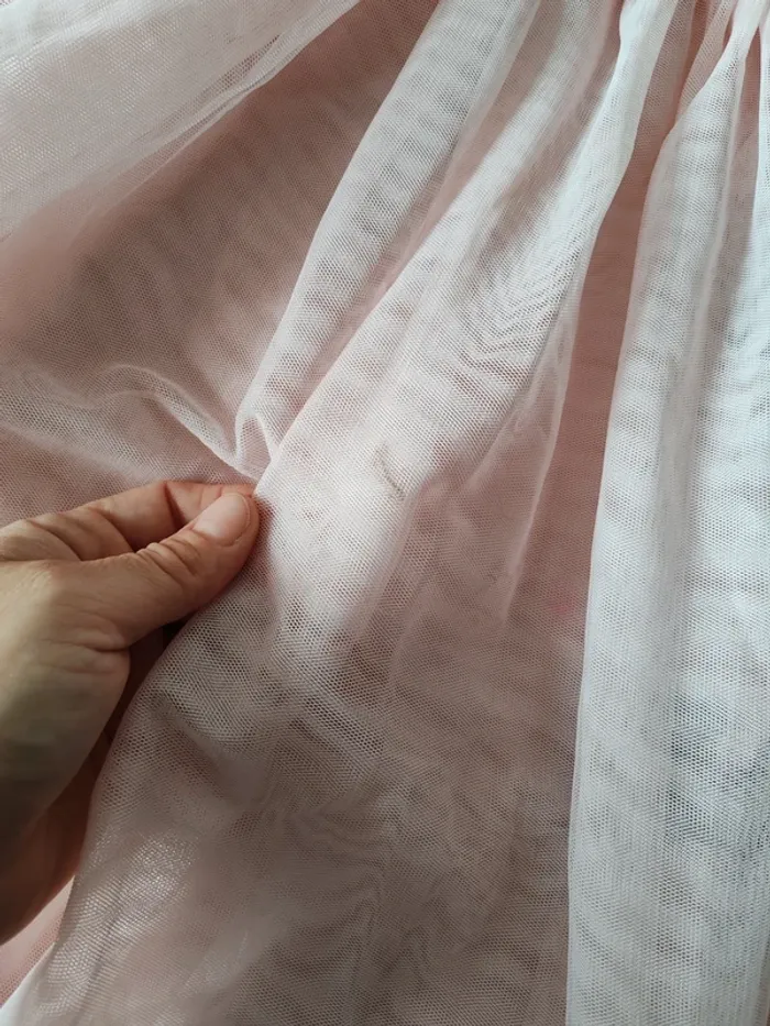 Robe tulle chauve souris 9/10 ans - photo numéro 4