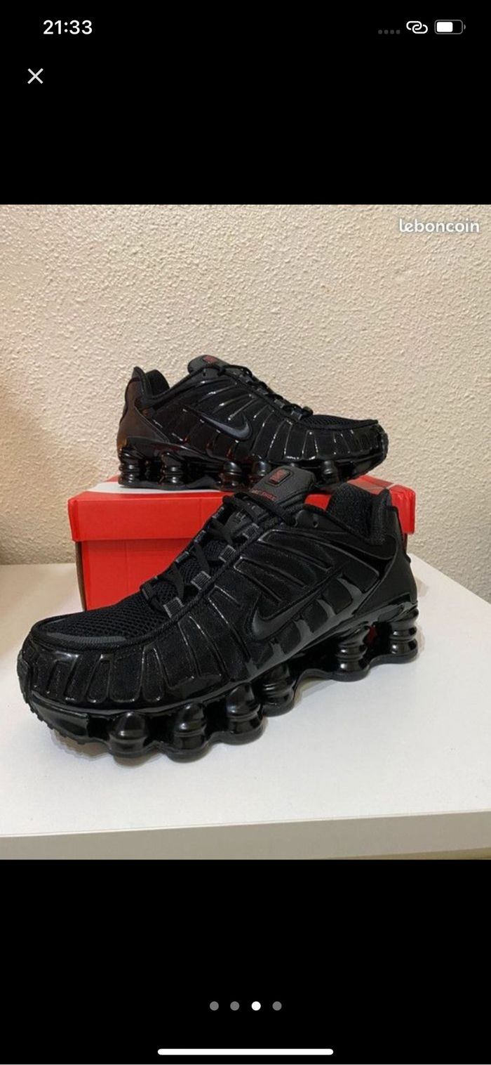 Basket Nike Shox noir 40 - photo numéro 3
