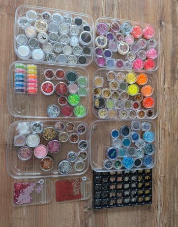 Lot paillettes manucure 