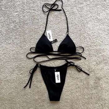 Magnifique bikini 2 pièces Undiz noir classique et ultra flatteur