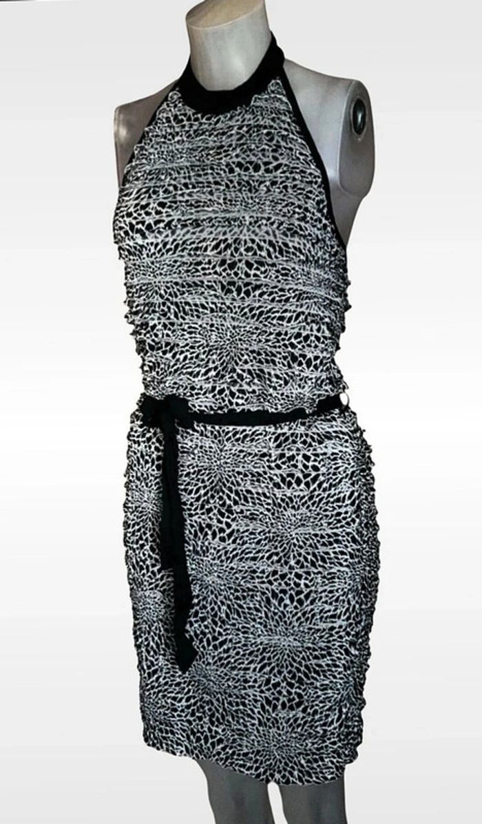 Robe dos nu avec rangées de volants. Panthère noir et blanc. État neuf. Morgan L40/XL42. 🥰 - photo numéro 5