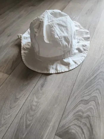 Chapeau anti uv nuque longue 18/24mois