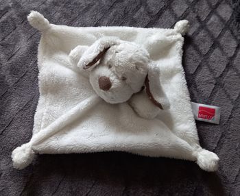 Doudou chien carré plat blanc, marron- bandana- Influx