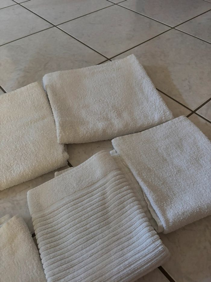 Lot parure de bain (2disponibles) plus cadeau lot torchons - photo numéro 3