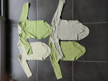 Lot de 4 bodys 12 mois Babywaltz