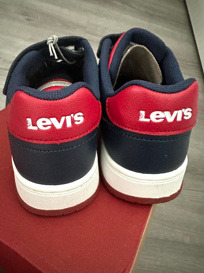 Sneakers Levi’s 29 - photo numéro 4
