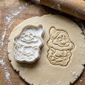Emporte-pièce Nain style Blanche Neige, Découpoir Biscuit et Pâte à Sucre