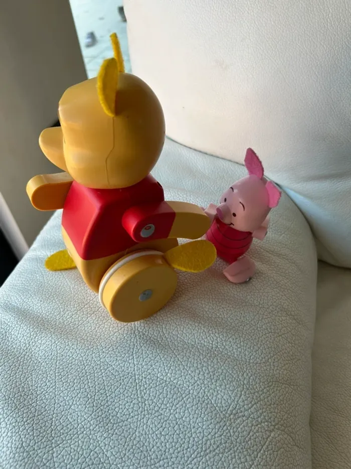 Jouet d’éveil Winnie tire porcinet - photo numéro 3