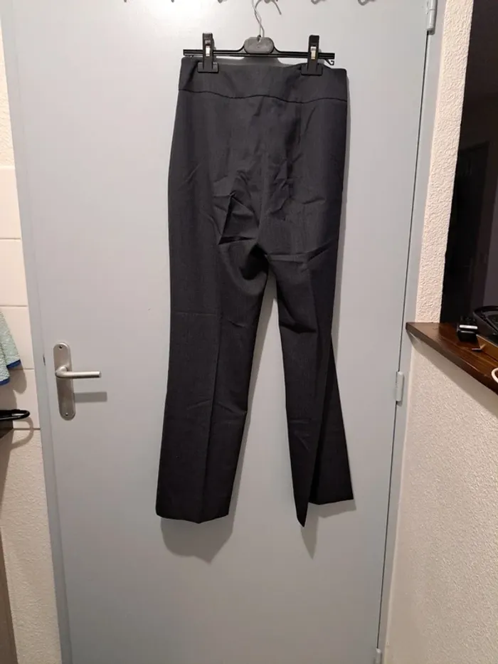 Pantalon - photo numéro 2